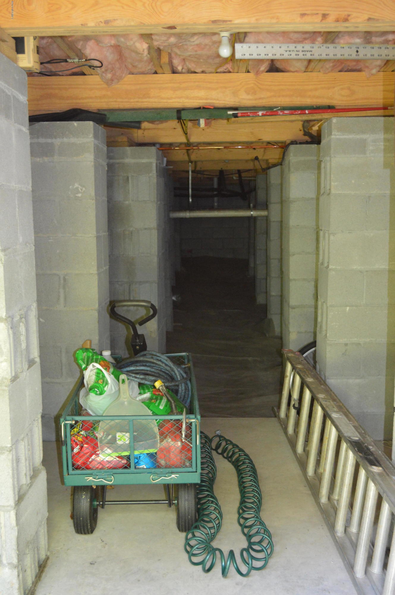 2125 Perrytown Loop Road New Bern, NC 28562 - Photo 28 of 28 Crawl Space