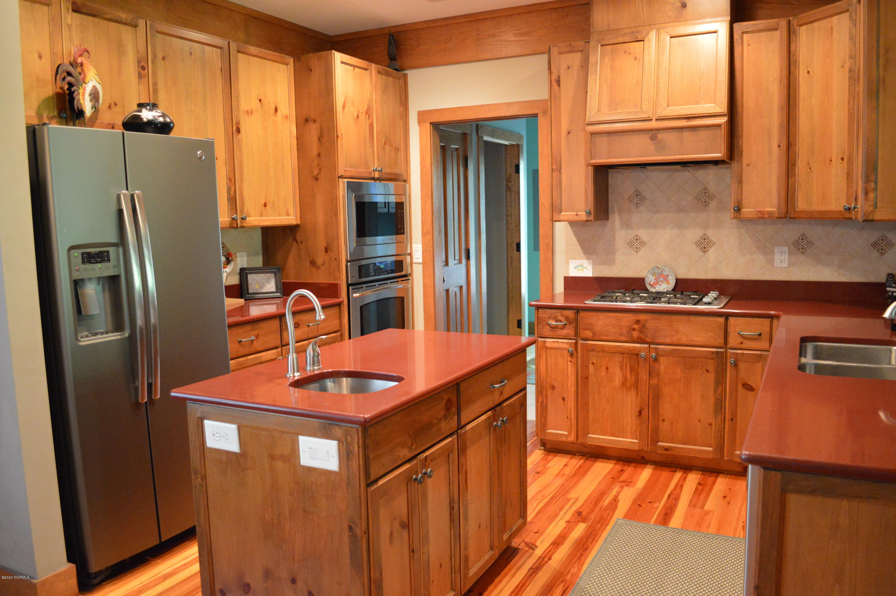 2125 Perrytown Loop Road New Bern, NC 28562 - Photo 5 of 28 Kitchen