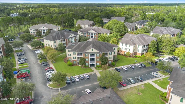 $185,000 | 785 Oakleaf Plantation Parkway, Unit 1413, Orange Park, FL 32065