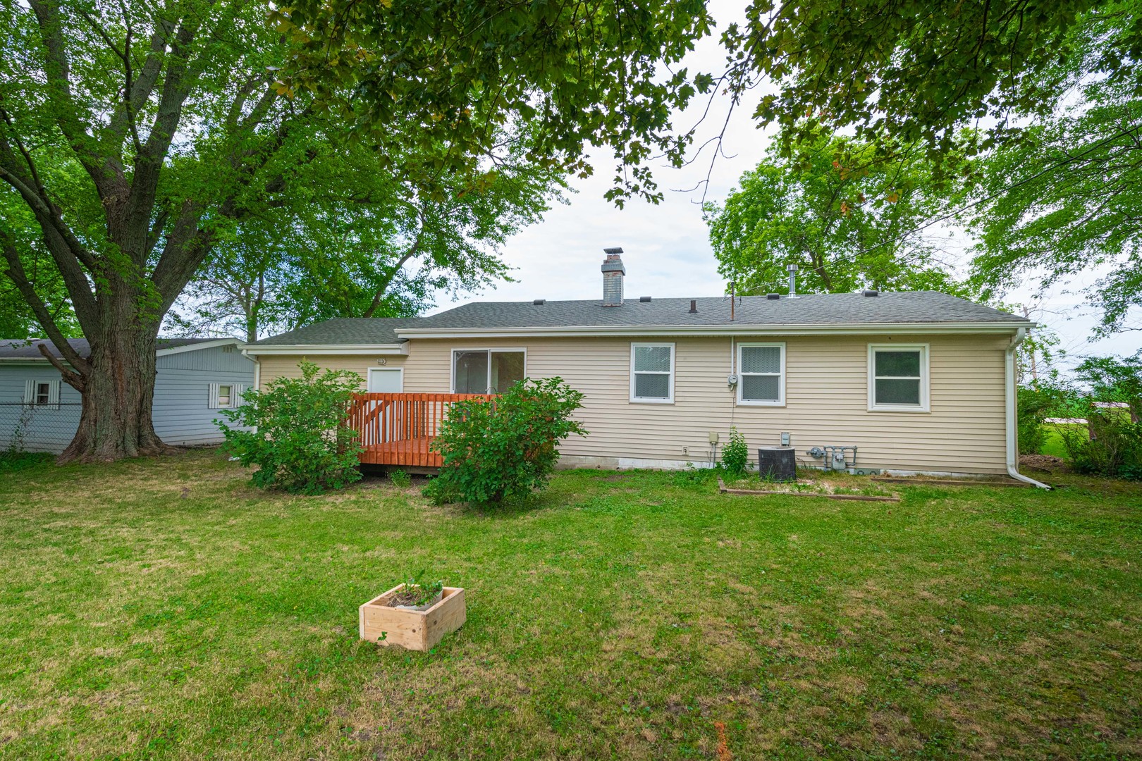 11183 East Fisher Road Rochelle, IL 61068 - Photo 20 of 24