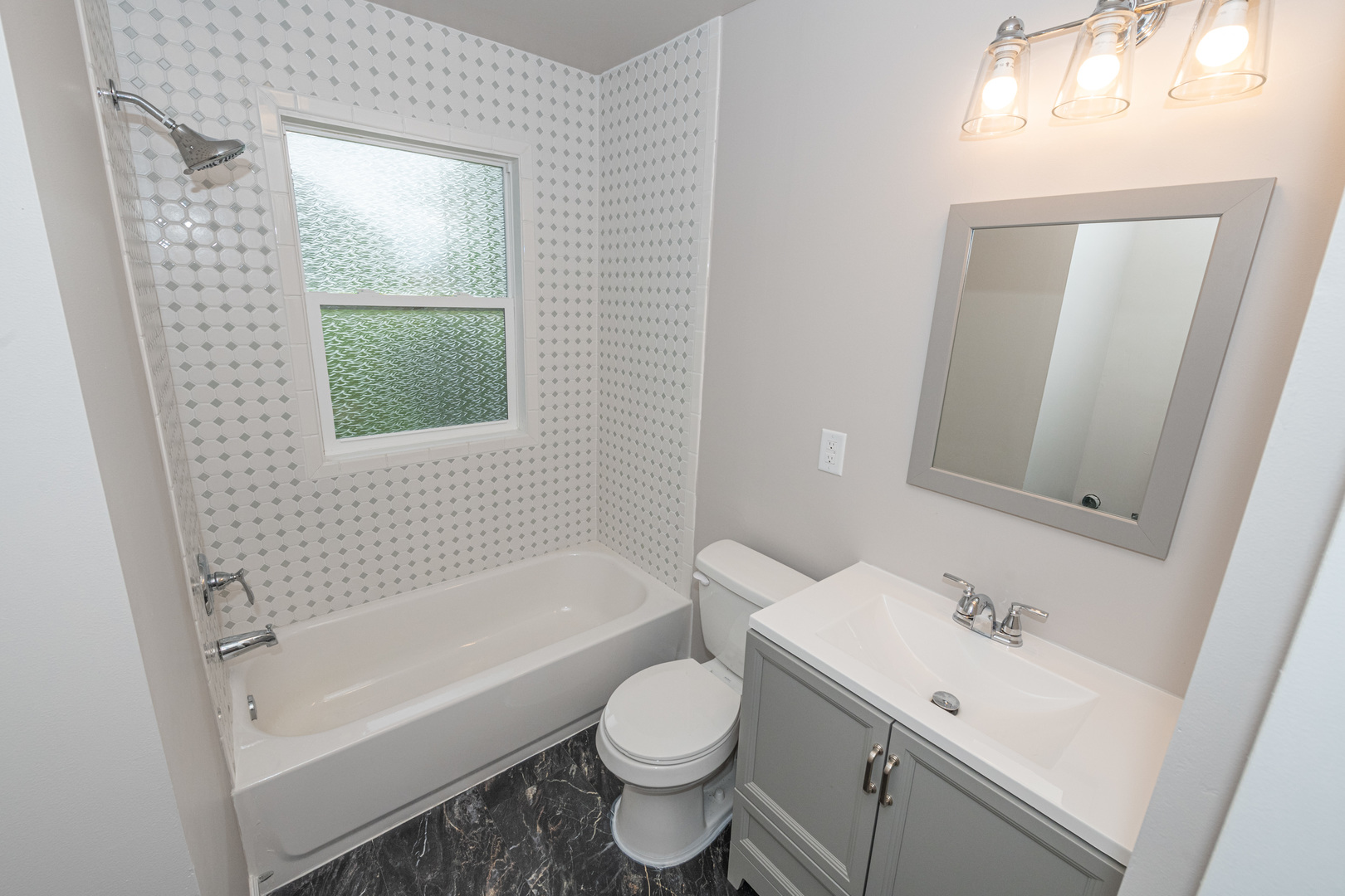 11183 East Fisher Road Rochelle, IL 61068 - Photo 10 of 24