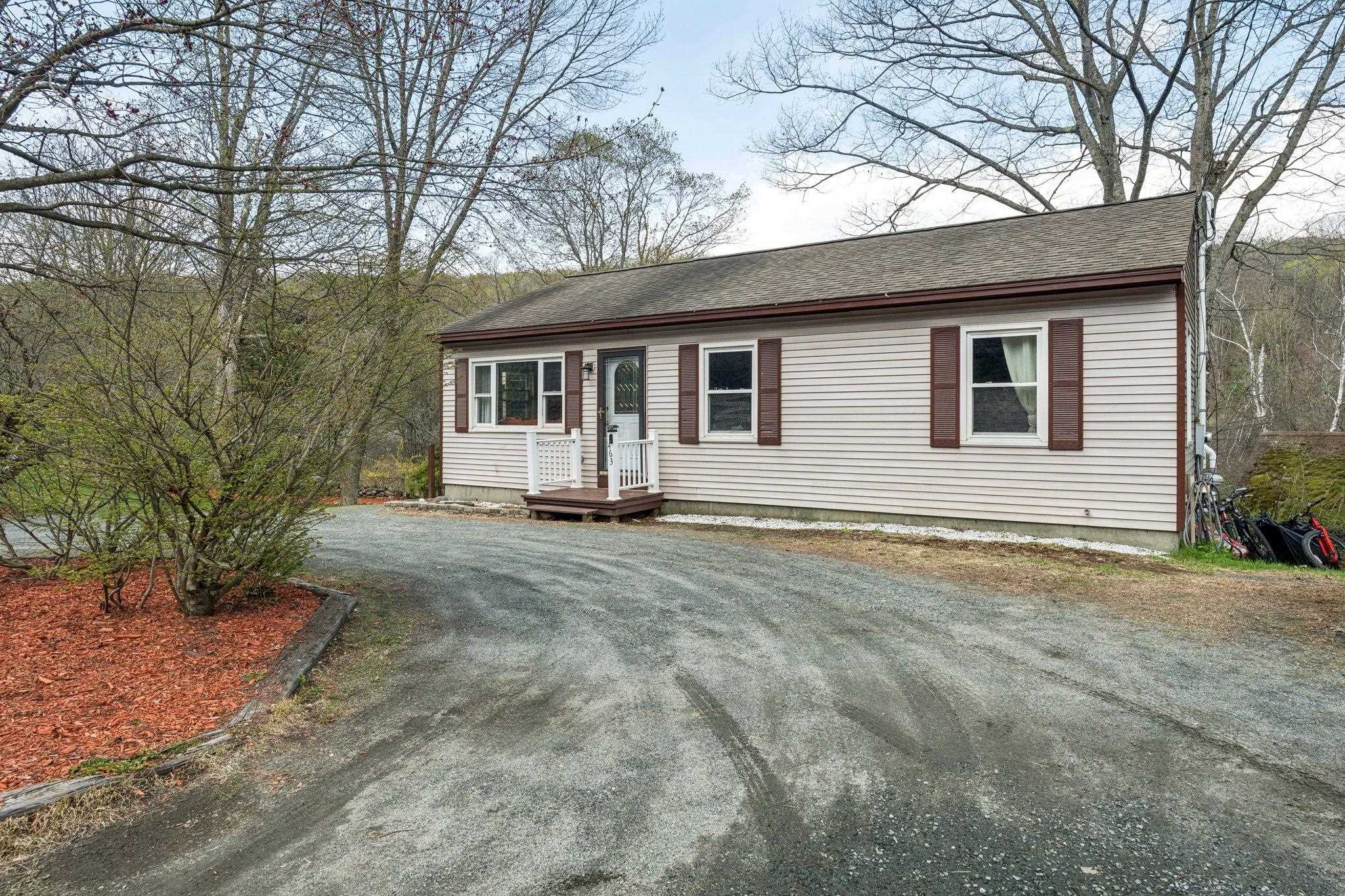 463 Highway 12 Hartland, VT 05048 - Photo 1 of 28