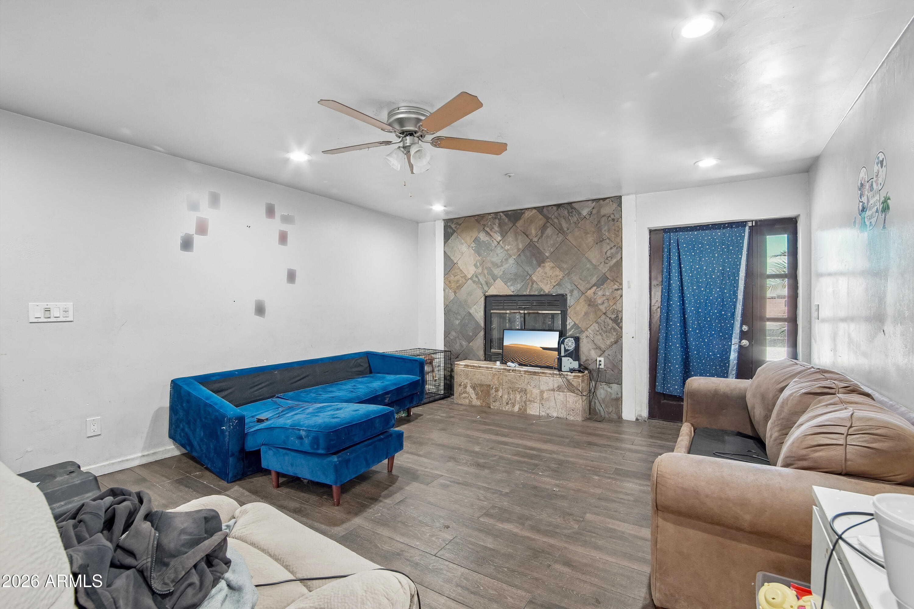 3829 West Thunderbird Road Phoenix, AZ 85053 - Photo 6 of 30 6-print-W Thunderbird Rd-S2306-006