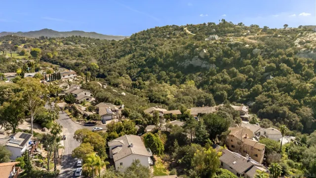 $995,000 | 28328 Kettering Lane, Escondido, CA 92026