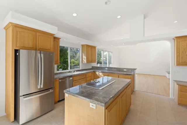 $995,000 | 28328 Kettering Lane, Escondido, CA 92026