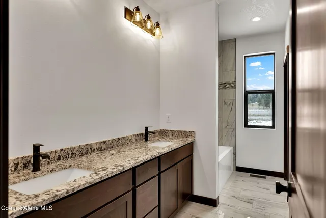 $1,370,000 | 969 Flying Geese Way, Blanchard, ID 83804