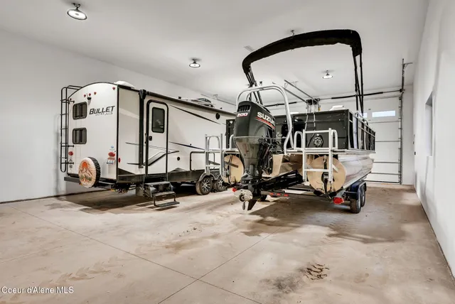 $1,370,000 | 969 Flying Geese Way, Blanchard, ID 83804