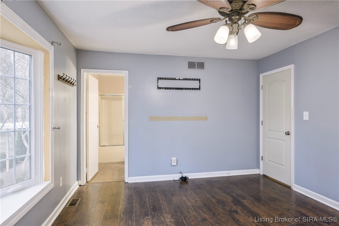 6506 Wrought Iron Way Georgetown, IN 47122 - Photo 15 of 45