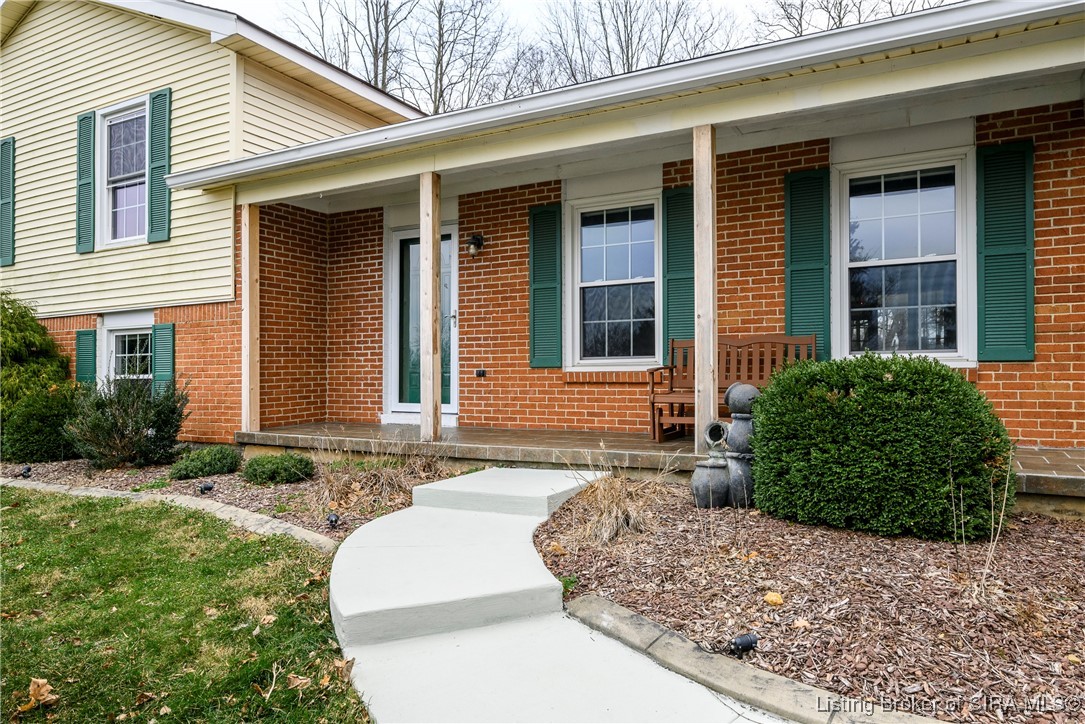 6506 Wrought Iron Way Georgetown, IN 47122 - Photo 2 of 45