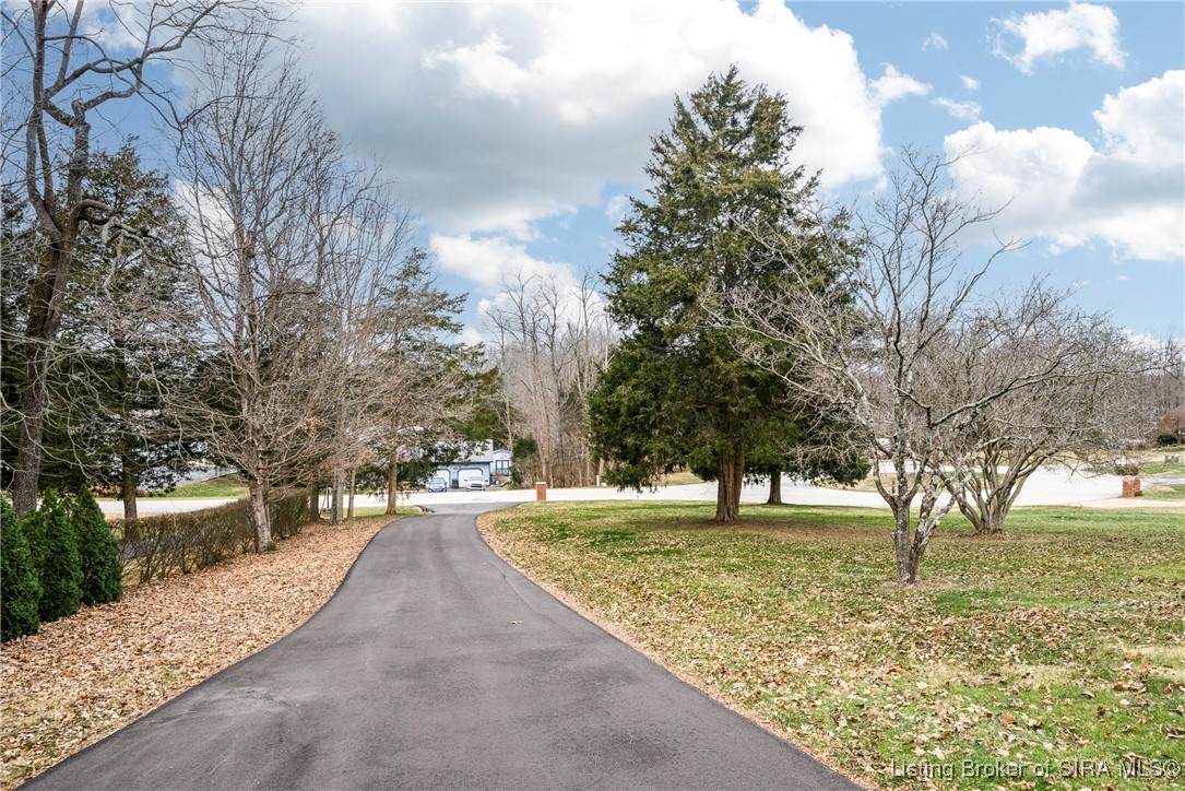 6506 Wrought Iron Way Georgetown, IN 47122 - Photo 3 of 45