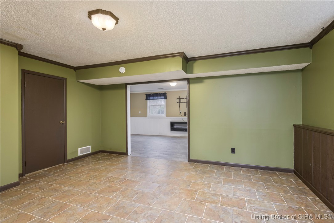 6506 Wrought Iron Way Georgetown, IN 47122 - Photo 31 of 45