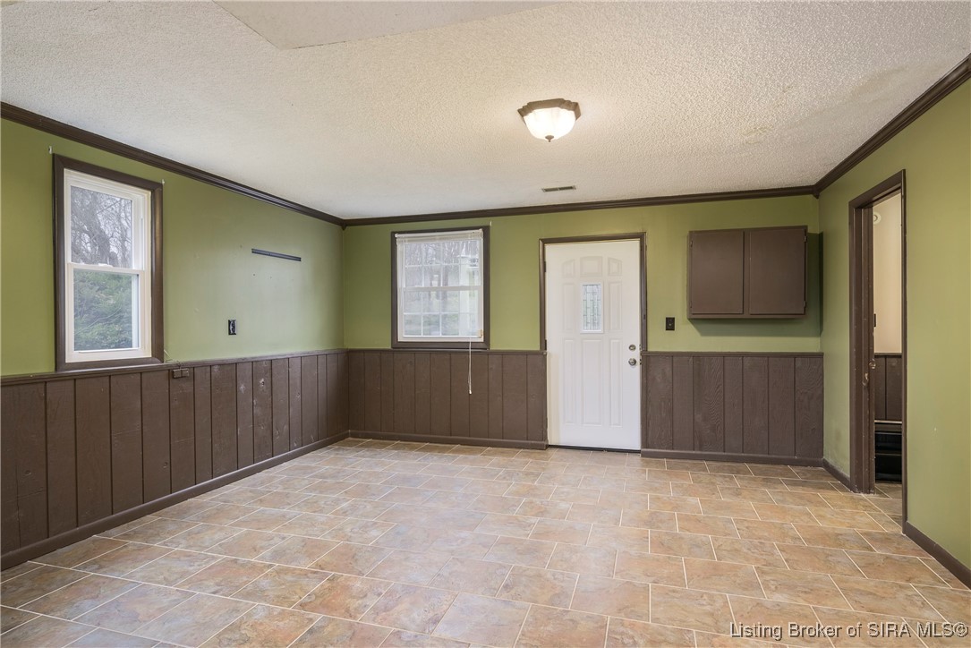 6506 Wrought Iron Way Georgetown, IN 47122 - Photo 32 of 45