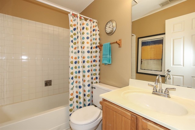 17800 Braewick Road Gurnee, IL 60031 - Photo 19 of 25