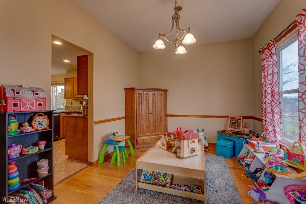 9866 Bainbridge Road Chagrin Falls, OH 44023 - Photo 7 of 32 Gallery Image 7