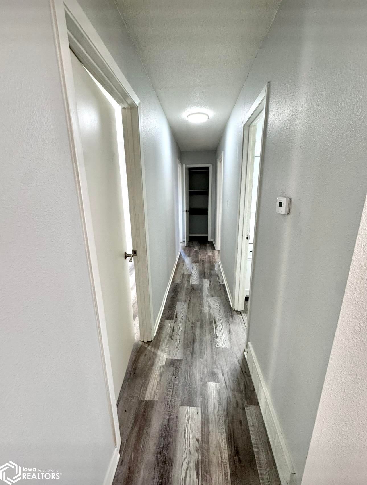 250 Section Line Road Dallas City, IL 62330 - Photo 14 of 49 Gallery Image 14