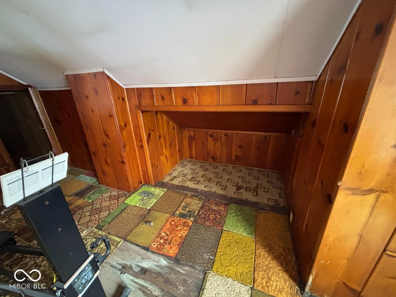 2924 Fairview Street Anderson, IN 46016 - Photo 4 of 8