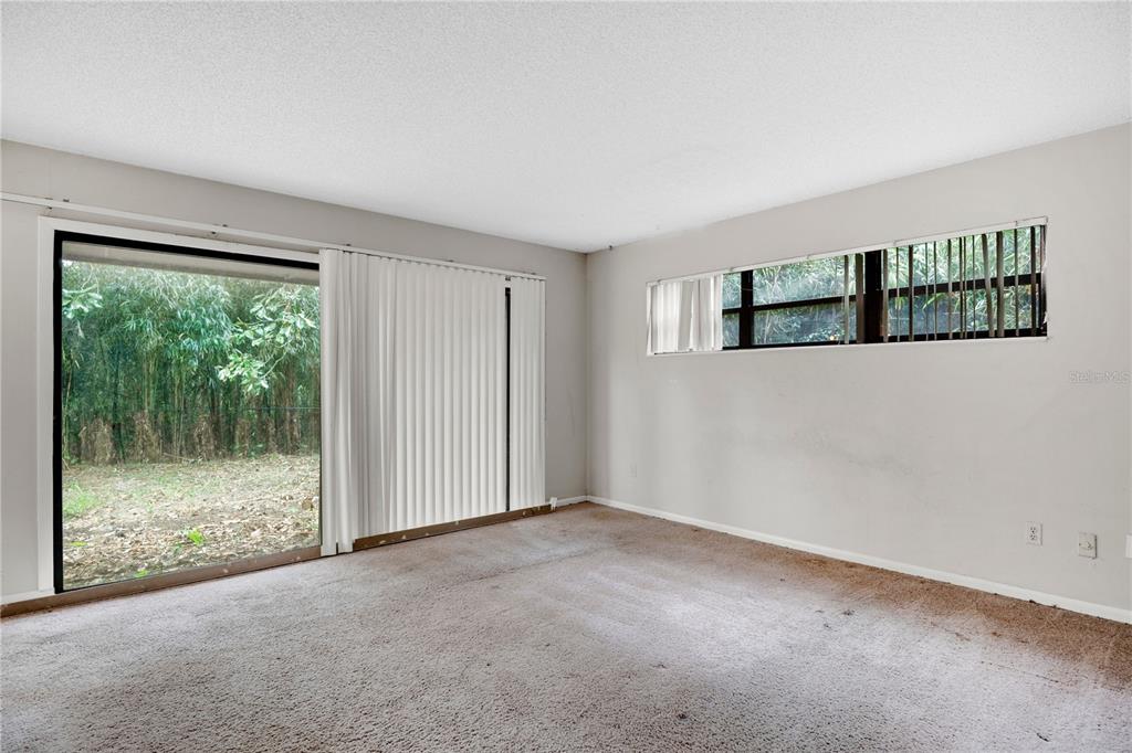 599 Lake Geneva Road Geneva, FL 32732 - Photo 14 of 36