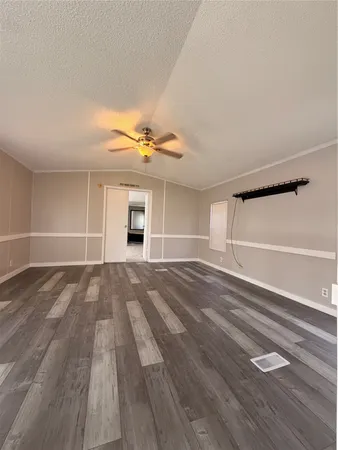 $1,250 | 14329 Greenville Street, Houston, TX 77015