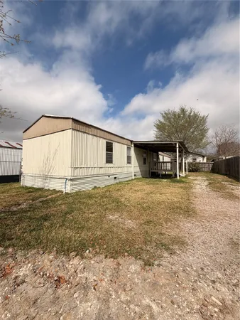 $1,250 | 14329 Greenville Street, Houston, TX 77015