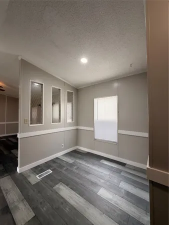 $1,250 | 14329 Greenville Street, Houston, TX 77015
