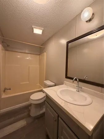 $1,250 | 14329 Greenville Street, Houston, TX 77015