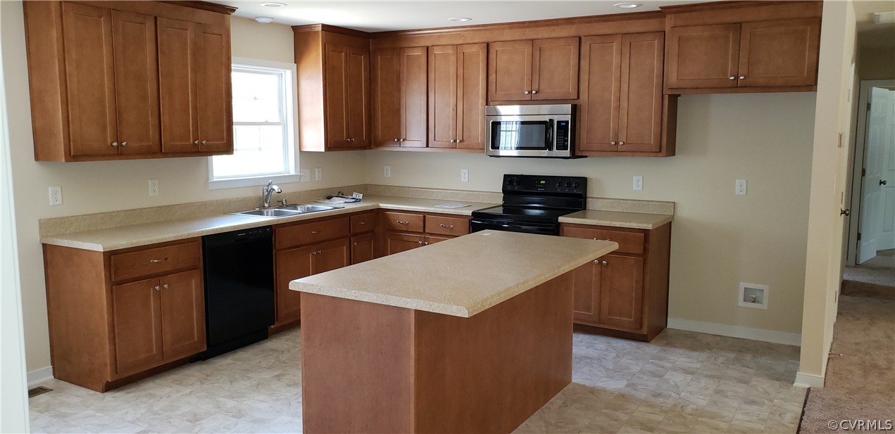 9445 Robin Road Disputanta, VA 23842 - Photo 11 of 22 Gallery Image 11