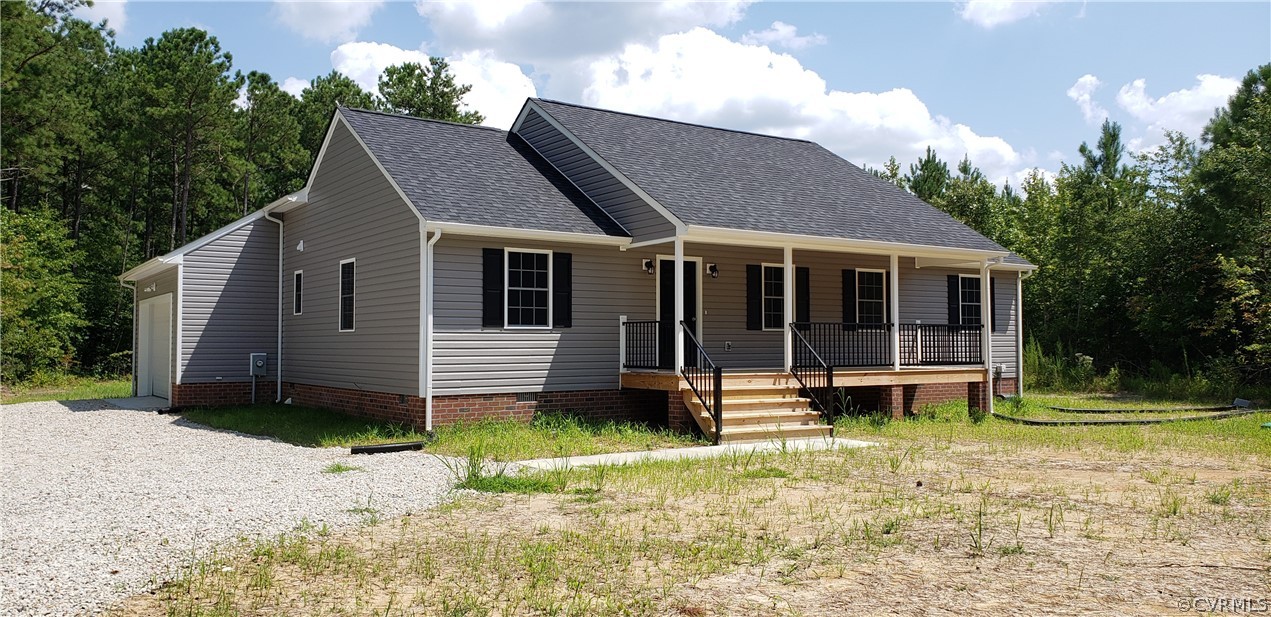 9445 Robin Road Disputanta, VA 23842 - Photo 3 of 22 Gallery Image 3