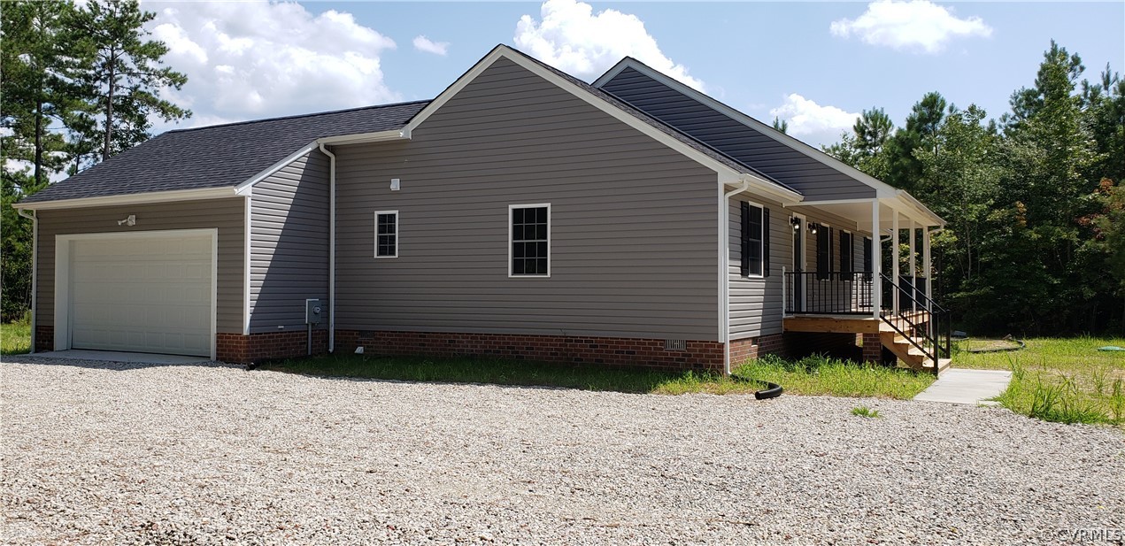 9445 Robin Road Disputanta, VA 23842 - Photo 4 of 22 Gallery Image 4