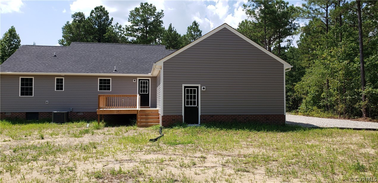 9445 Robin Road Disputanta, VA 23842 - Photo 6 of 22 Gallery Image 6