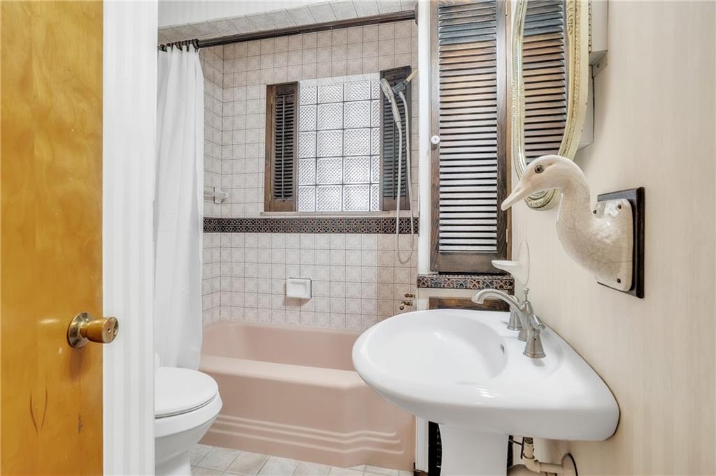 710 Walnut Street Monongahela, PA 15063 - Photo 17 of 46 a bathroom with a sink toilet and shower