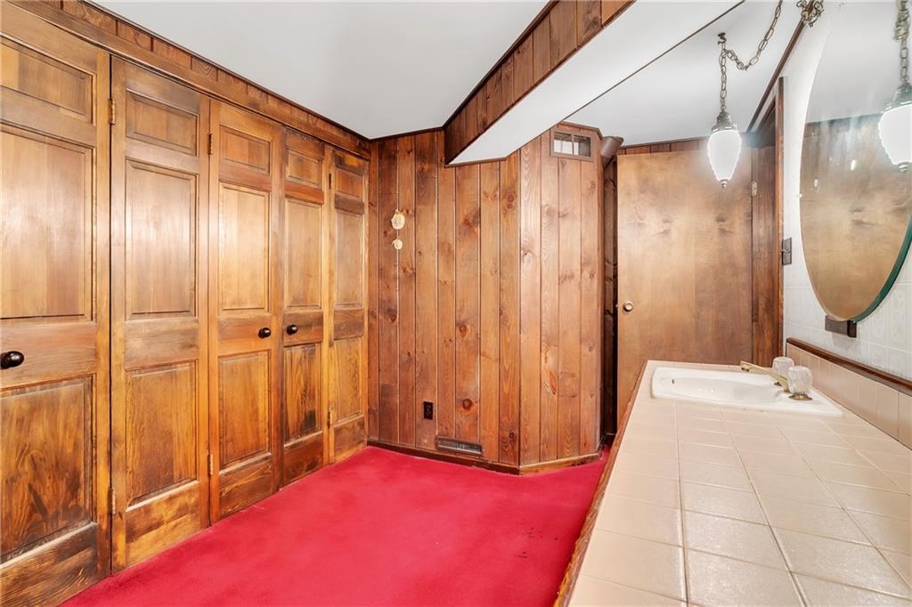 710 Walnut Street Monongahela, PA 15063 - Photo 27 of 46 a view of a hallway with front door