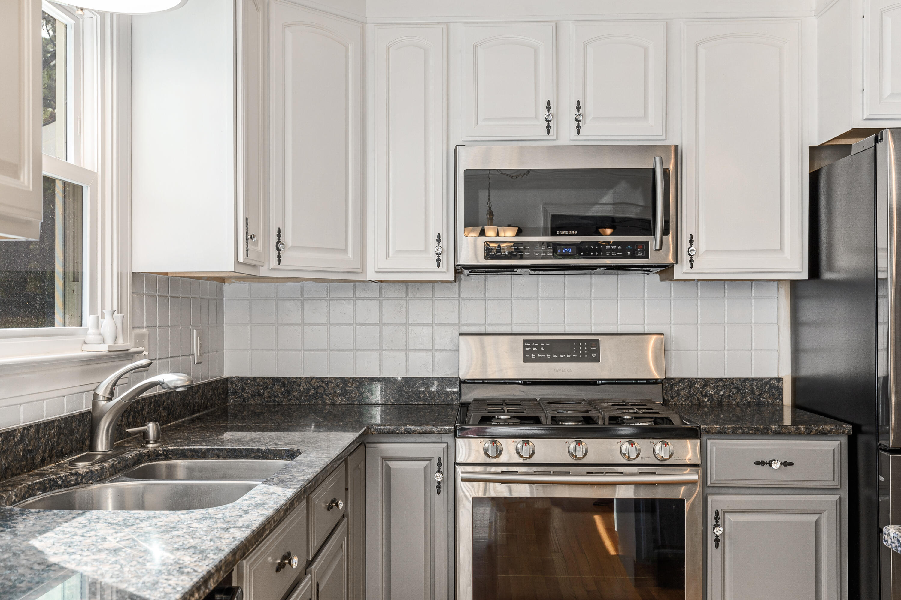 407 Huntington Road Summerville, SC 29483 - Photo 22 of 73 407Huntigton-KeenEyeMarketing-022