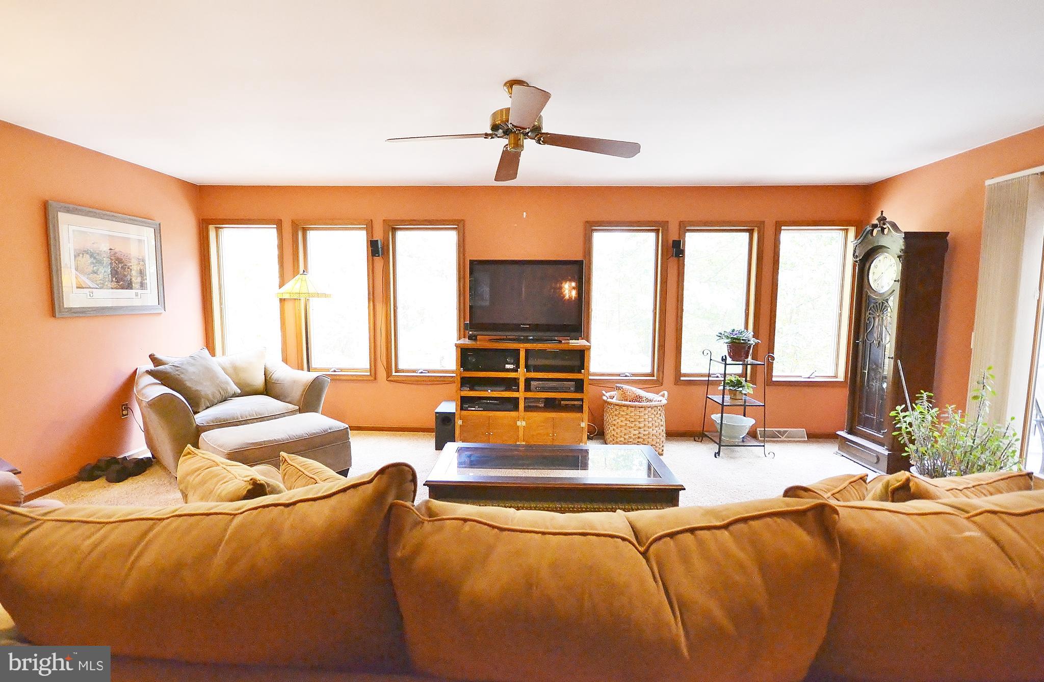 1561 Hilltop Road Downingtown, PA 19335 - Photo 8 of 34 Family Room