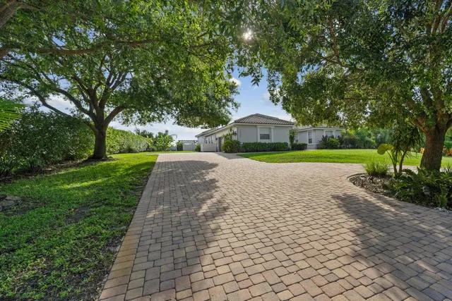 $1,295,000 | 1936 Southwest Wood Duck Lane, Palm City, FL 34990