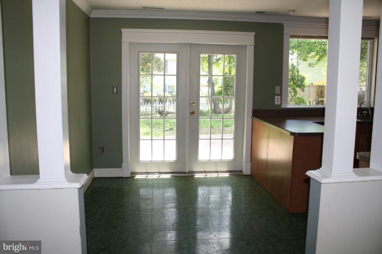 5403 Dunsmore Road Alexandria, VA 22315 - Photo 25 of 27 Dining Room