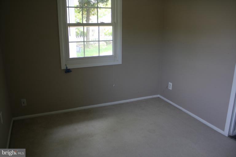 5403 Dunsmore Road Alexandria, VA 22315 - Photo 8 of 27 Bedroom 4