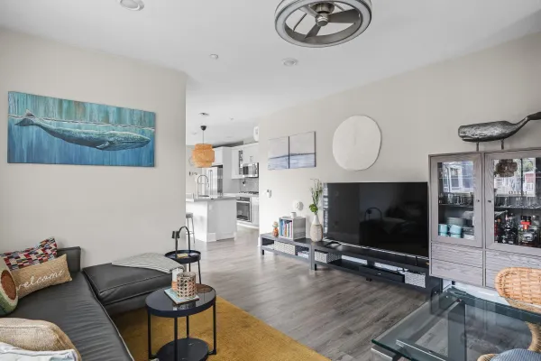$1,499,000 | 810 Santa Barbara Place, San Diego, CA 92109