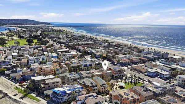 $1,499,000 | 810 Santa Barbara Place, San Diego, CA 92109
