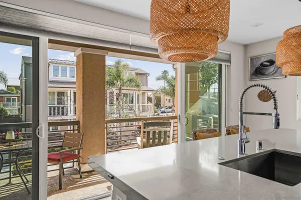 $1,499,000 | 810 Santa Barbara Place, San Diego, CA 92109
