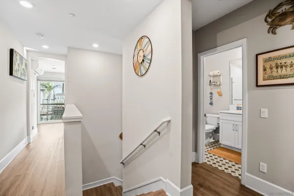$1,499,000 | 810 Santa Barbara Place, San Diego, CA 92109