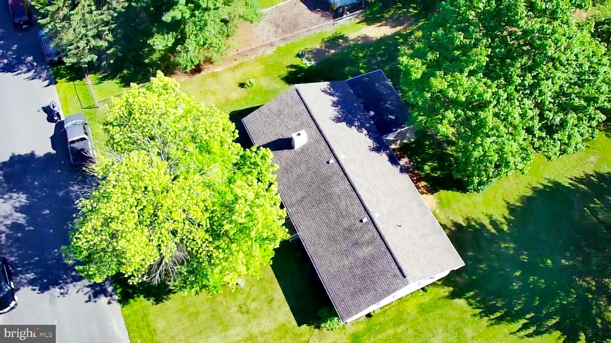 528 Limestone Road Carlisle, PA 17015 - Photo 4 of 28 Gallery Image 4