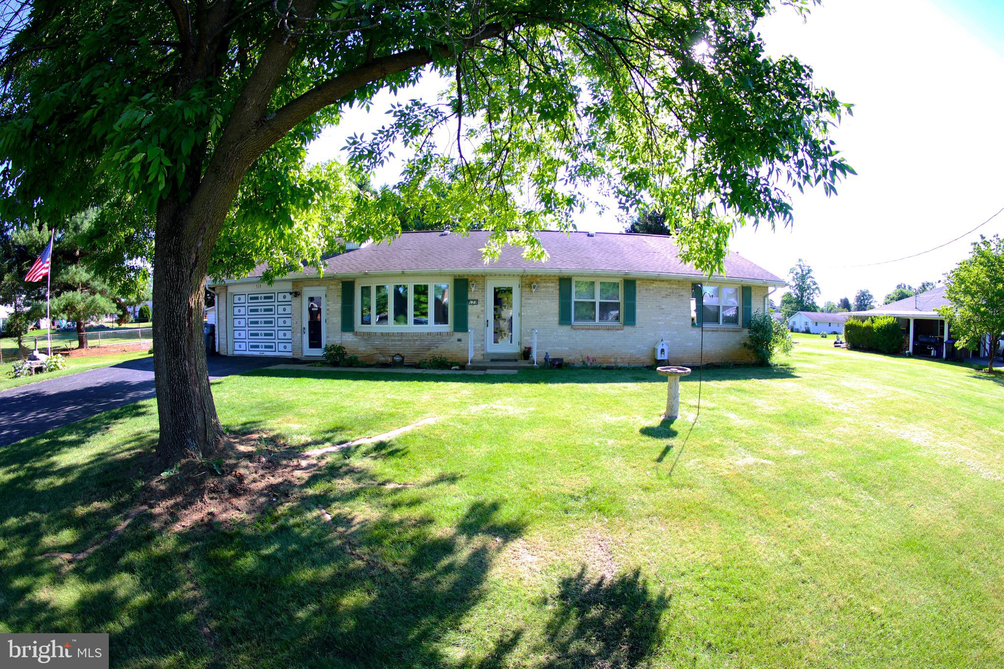 528 Limestone Road Carlisle, PA 17015 - Photo 5 of 28 Gallery Image 5