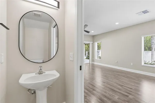 $2,250 | 20484 Needletree Drive, Tampa, FL 33647