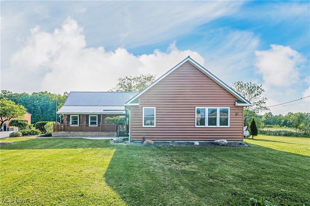9180 Bender Road North Ridgeville, OH 44039 - Photo 2 of 48