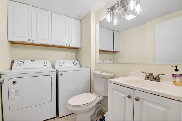$2,300 | 590 Green Springs Place, West Palm Beach, FL 33409