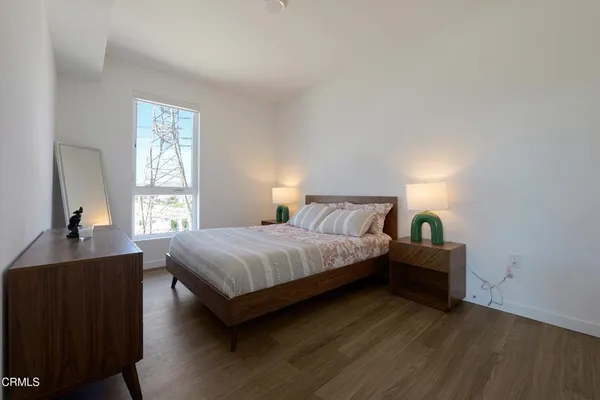 $2,500 | 18900 Parthenia Street, Unit 402, Northridge, CA 91324