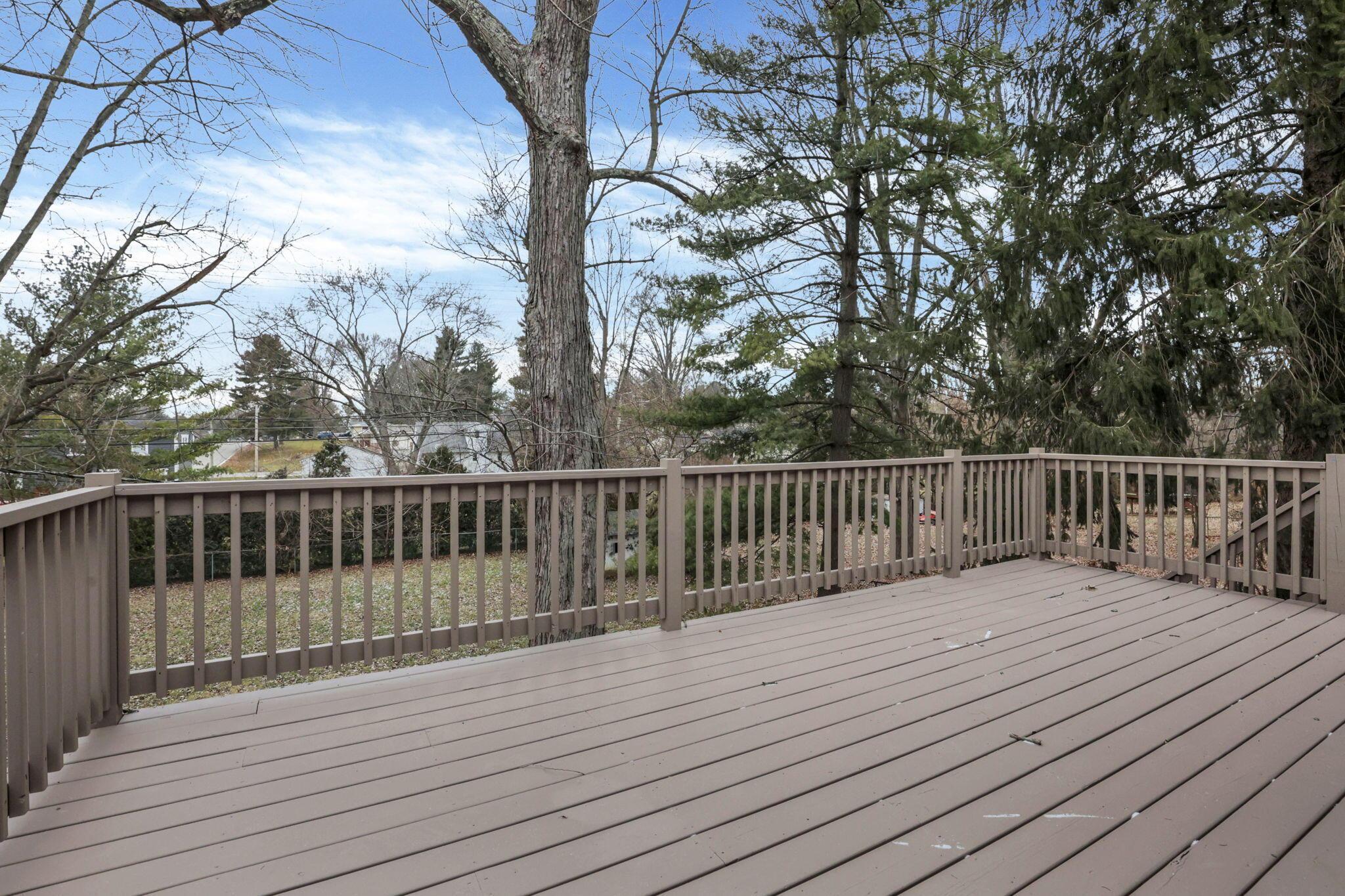 115 Hill Road South Pickerington, OH 43147 - Photo 37 of 43 Deck