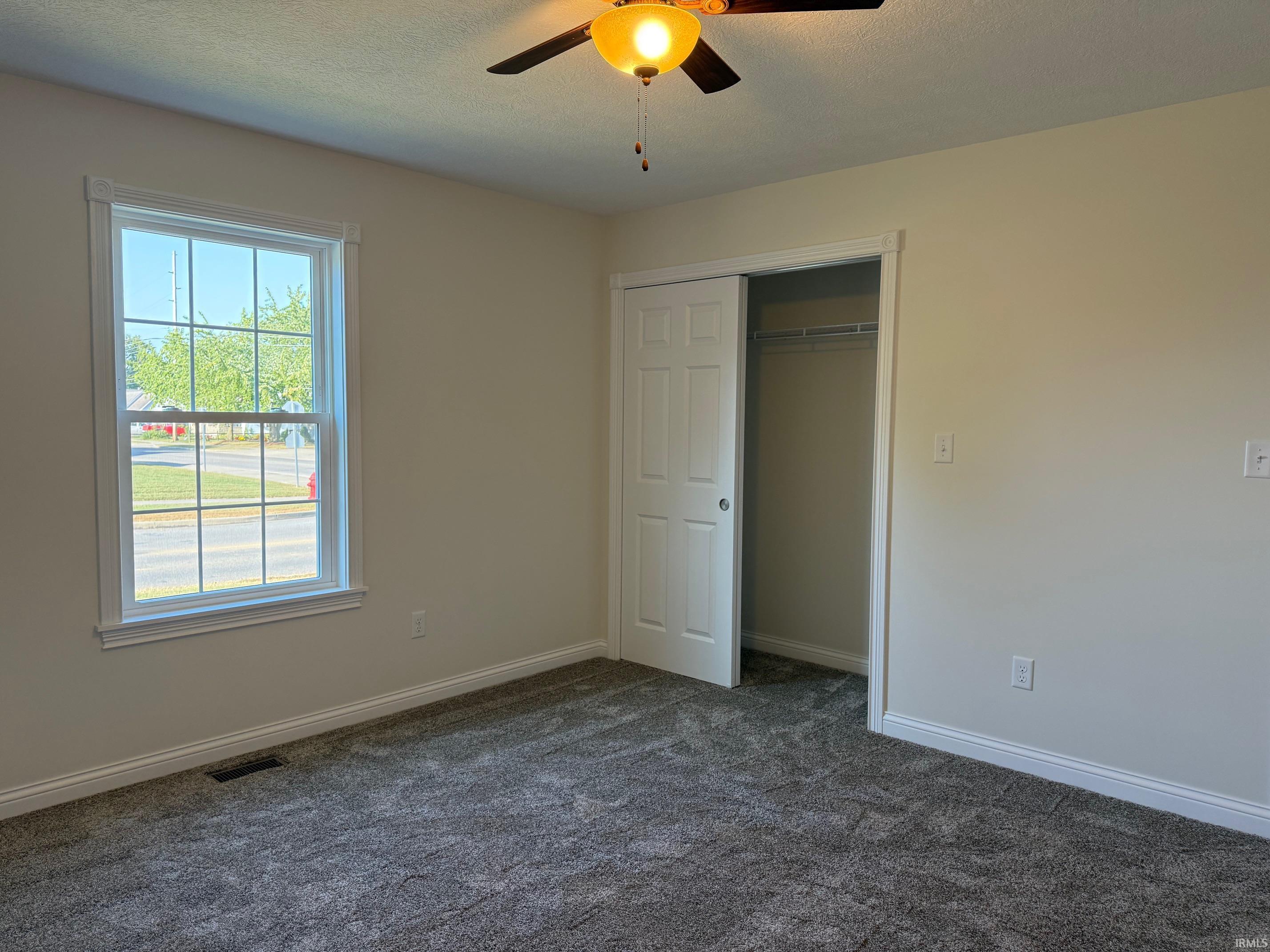 389 H Street Northeast Linton, IN 47441 - Photo 15 of 26