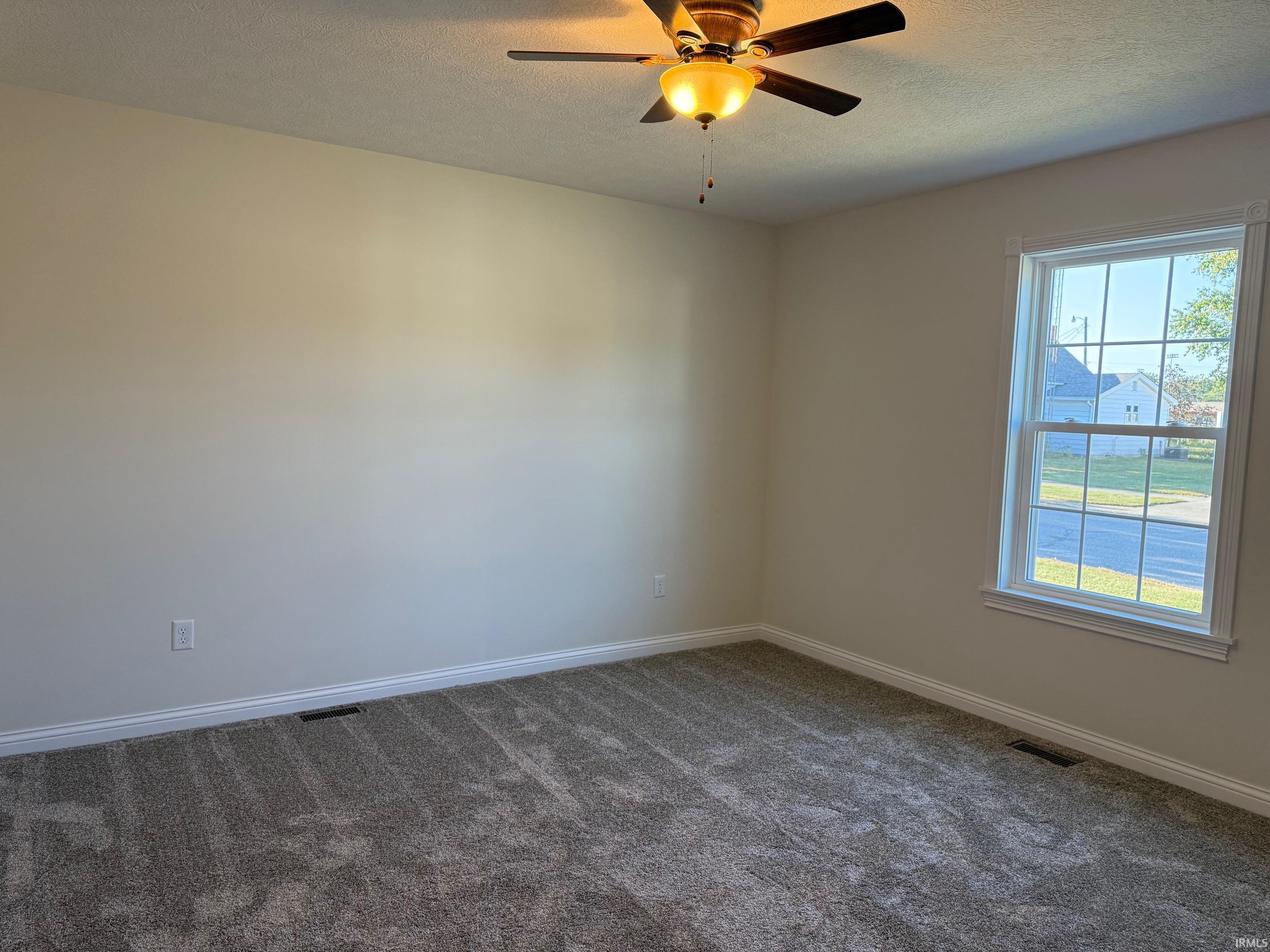 389 H Street Northeast Linton, IN 47441 - Photo 16 of 26