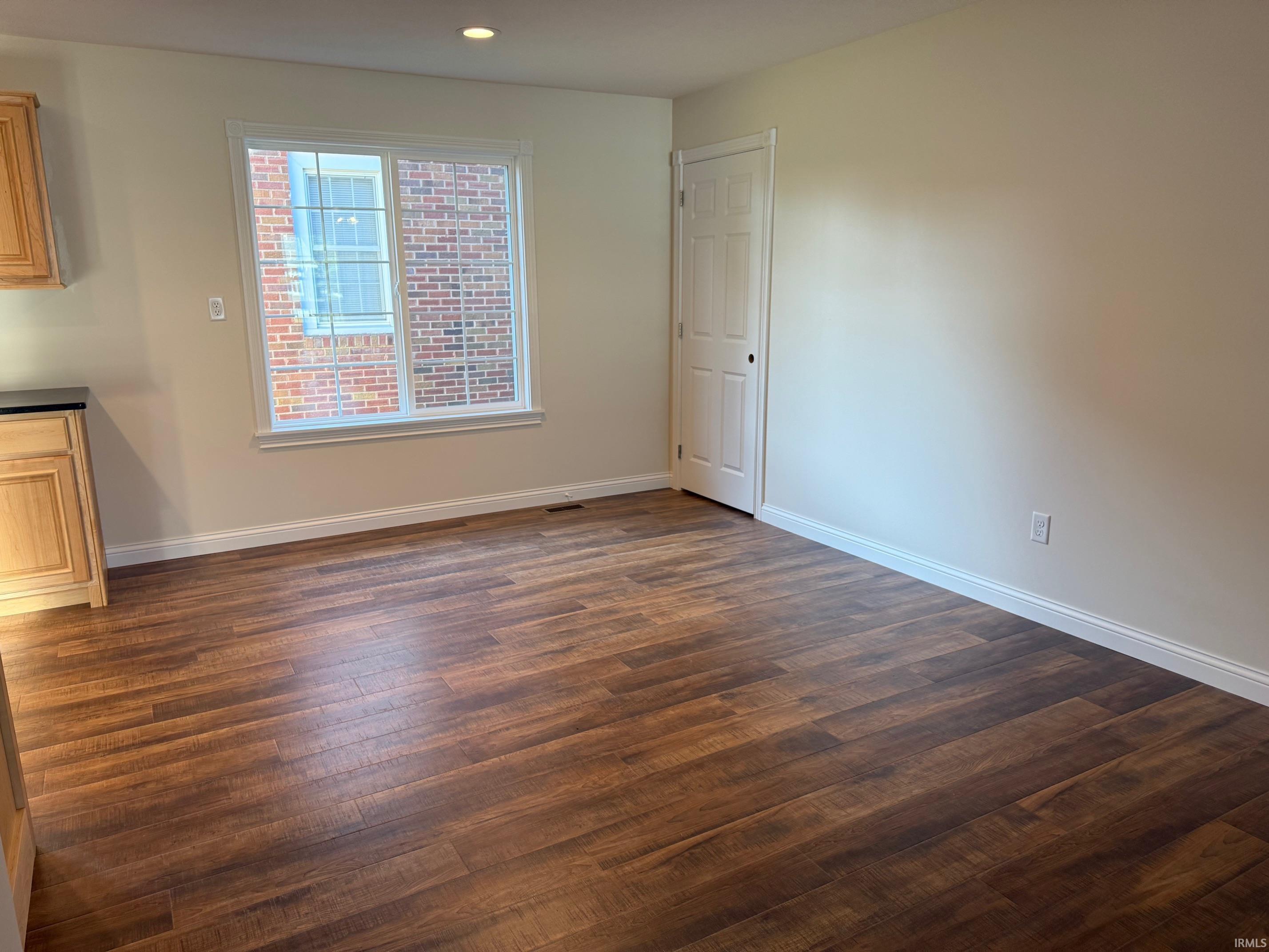 389 H Street Northeast Linton, IN 47441 - Photo 6 of 26
